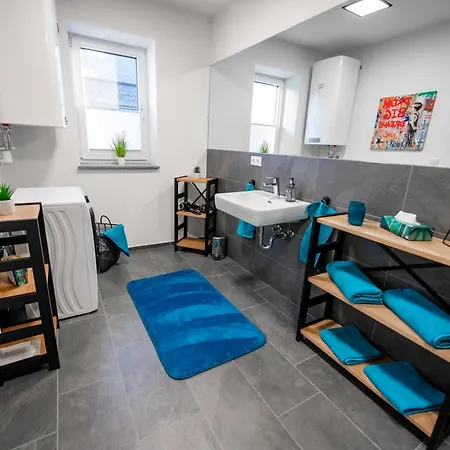 Moderne In Seenaehe! * Lengau