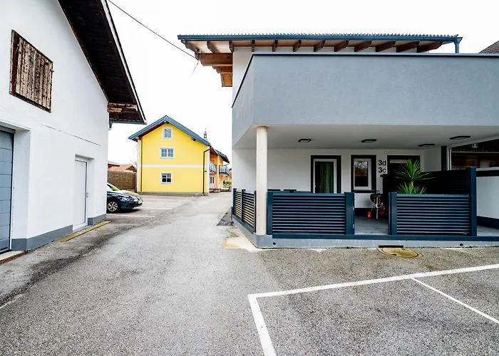 Moderne In Seenähe! * Lengau