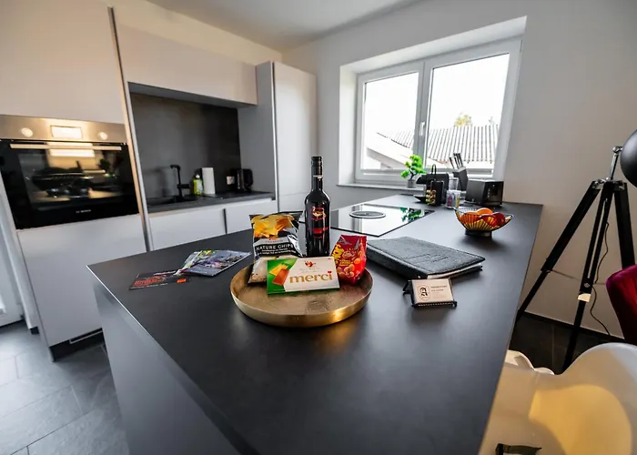 Moderne In Seenähe! Apartment