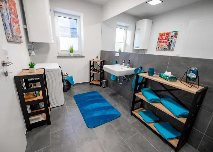 Moderne In Seenähe! * Lengau